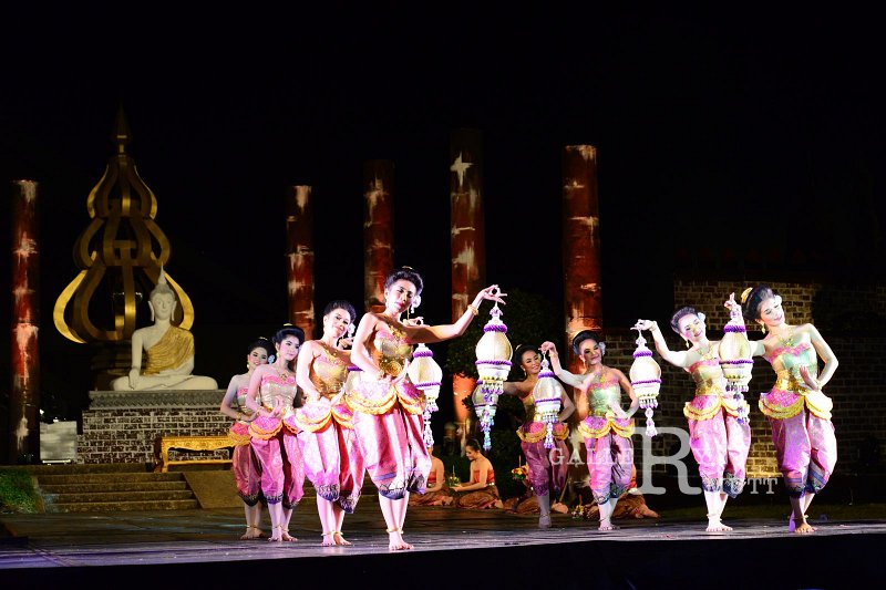 20151125-Loy Kratong_56.JPG